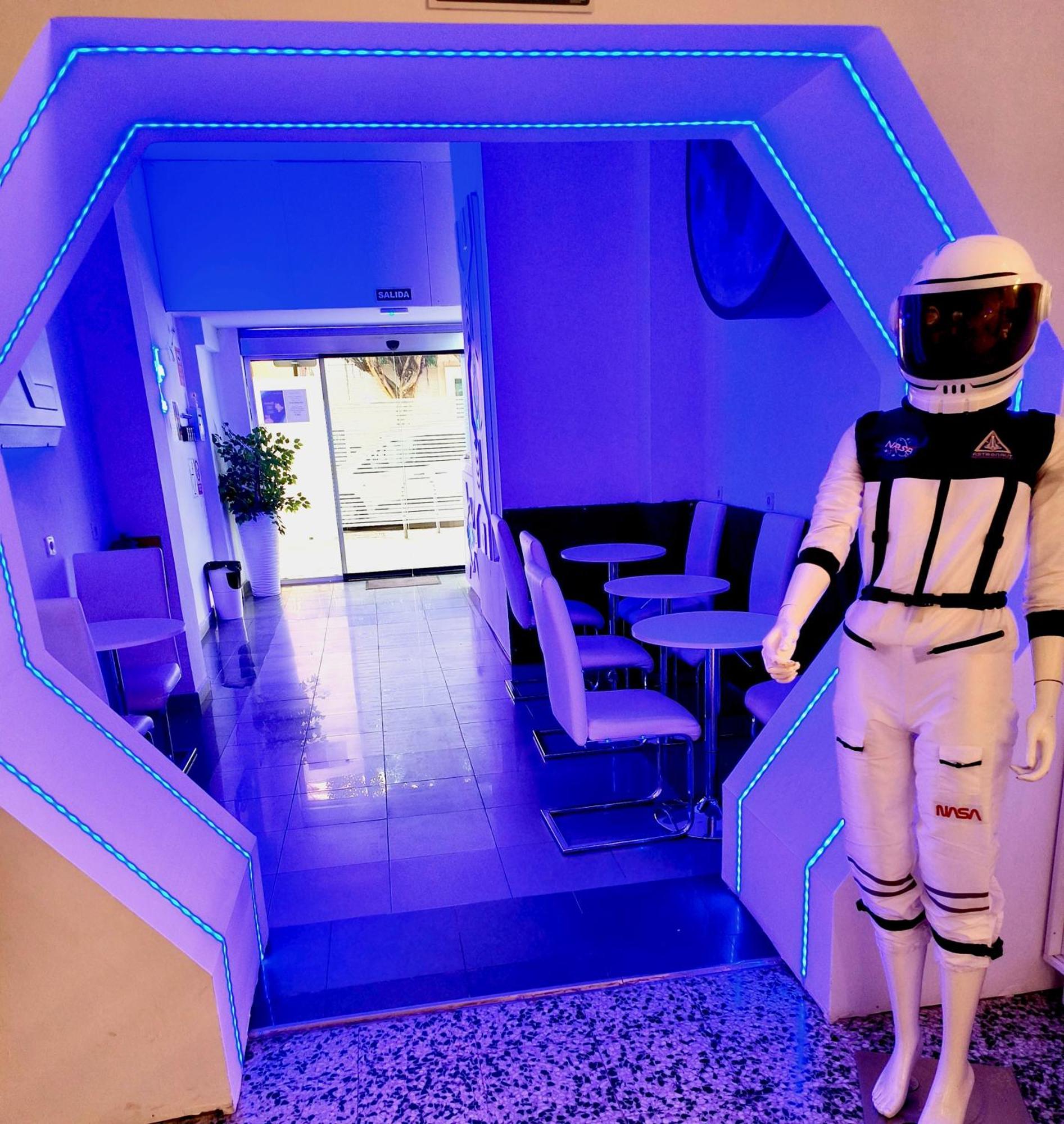Capsule Inn Valencia Hostel Eksteriør bilde